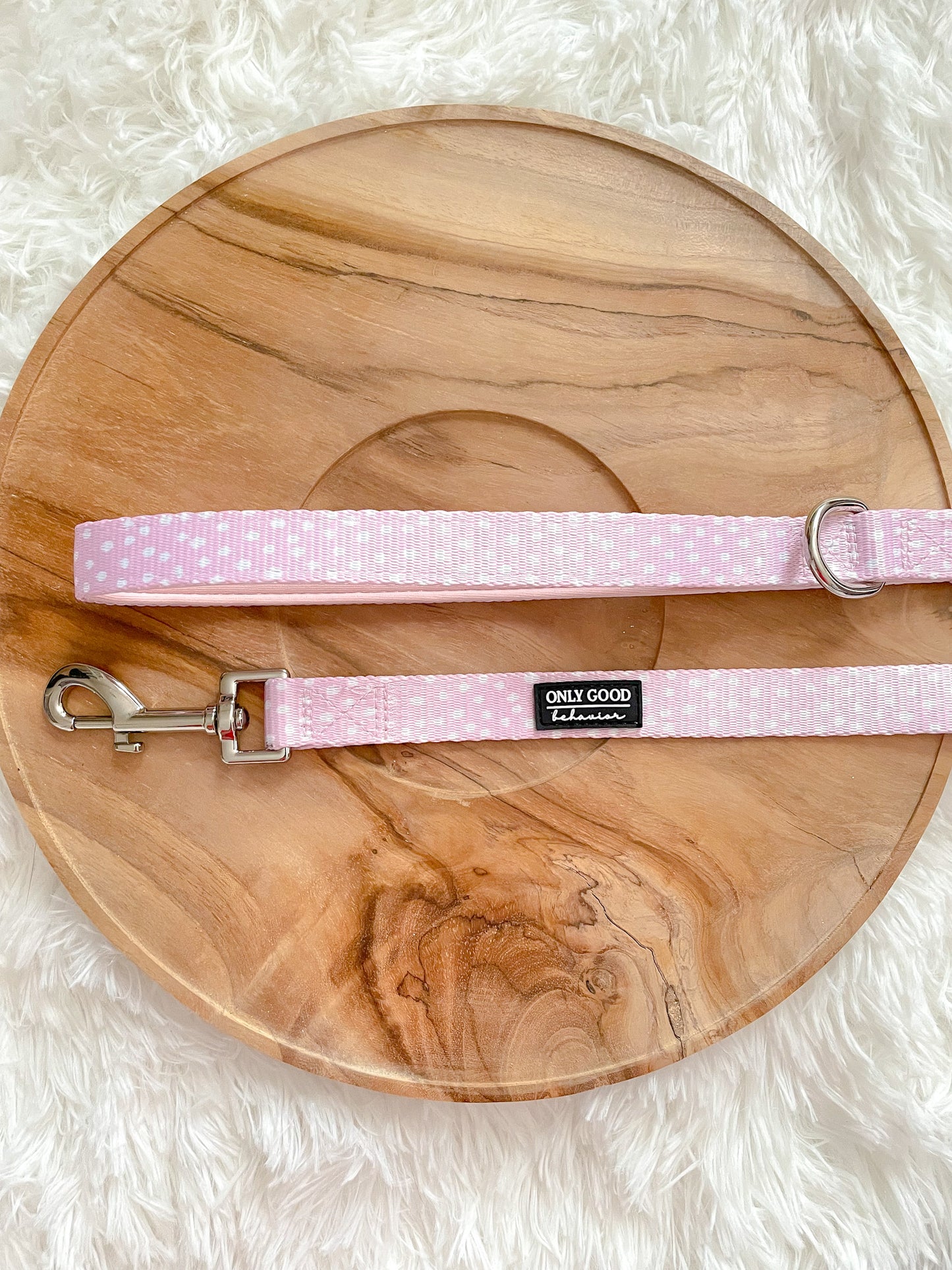 Leash - Lady in Pink