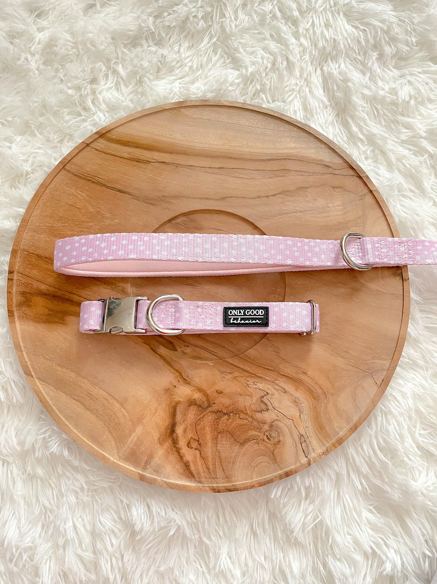 Collar - Lady in Pink